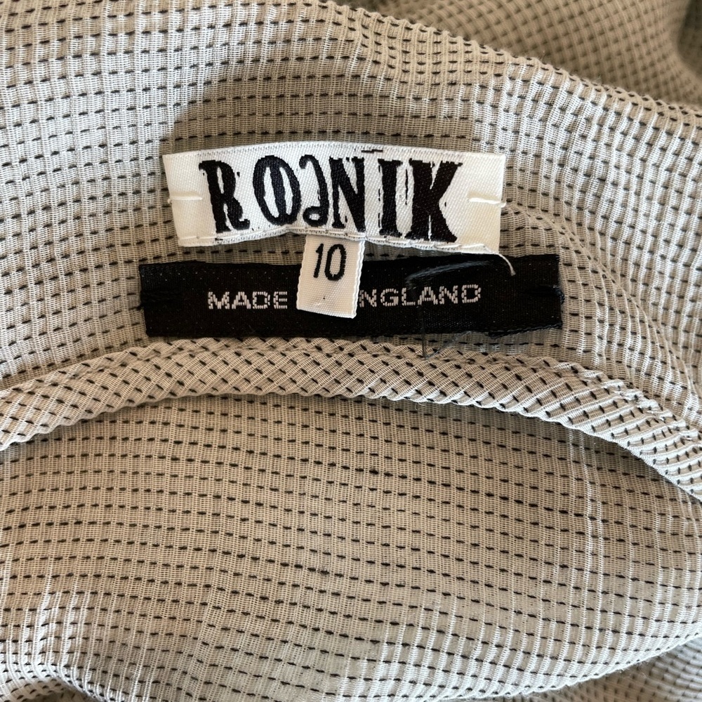 Roanik Grey Button Dress Size 6 - image 6